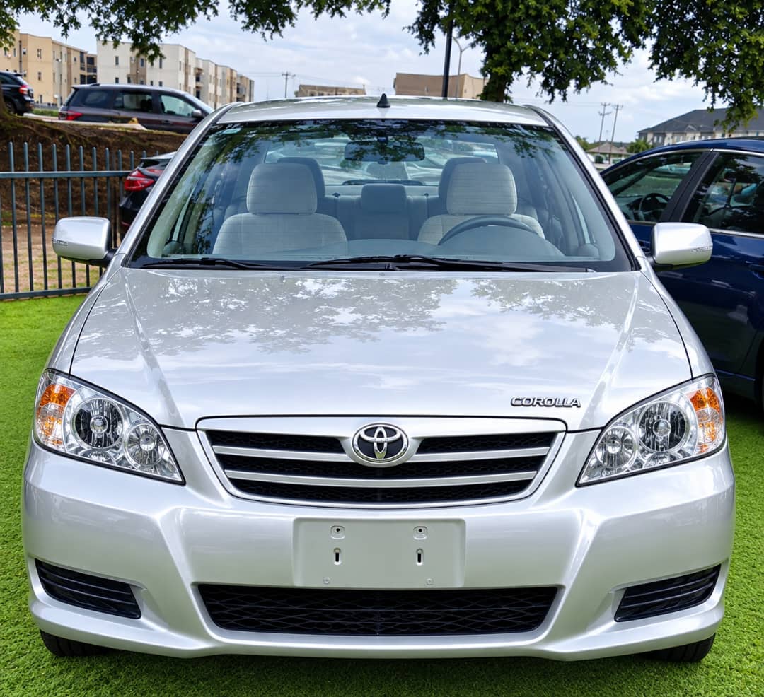2004 Toyota Corolla