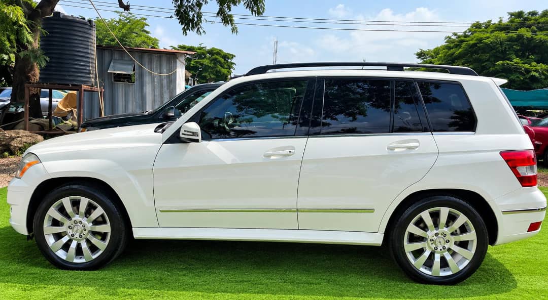 2010 Mercedes Benz GLK350